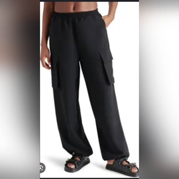 Pants - WOMEN'S BLACK RELAXED UTILITY PANTS SIZE SMALL
